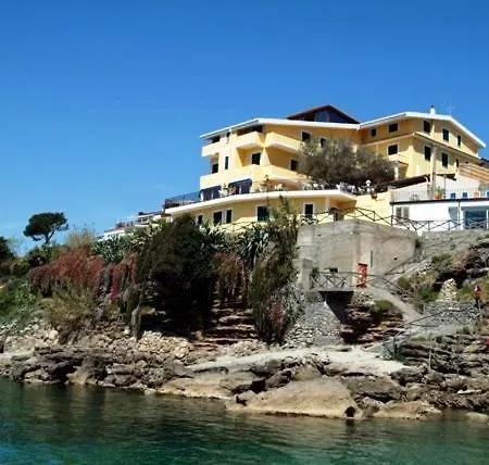 Hotel Miramare-3